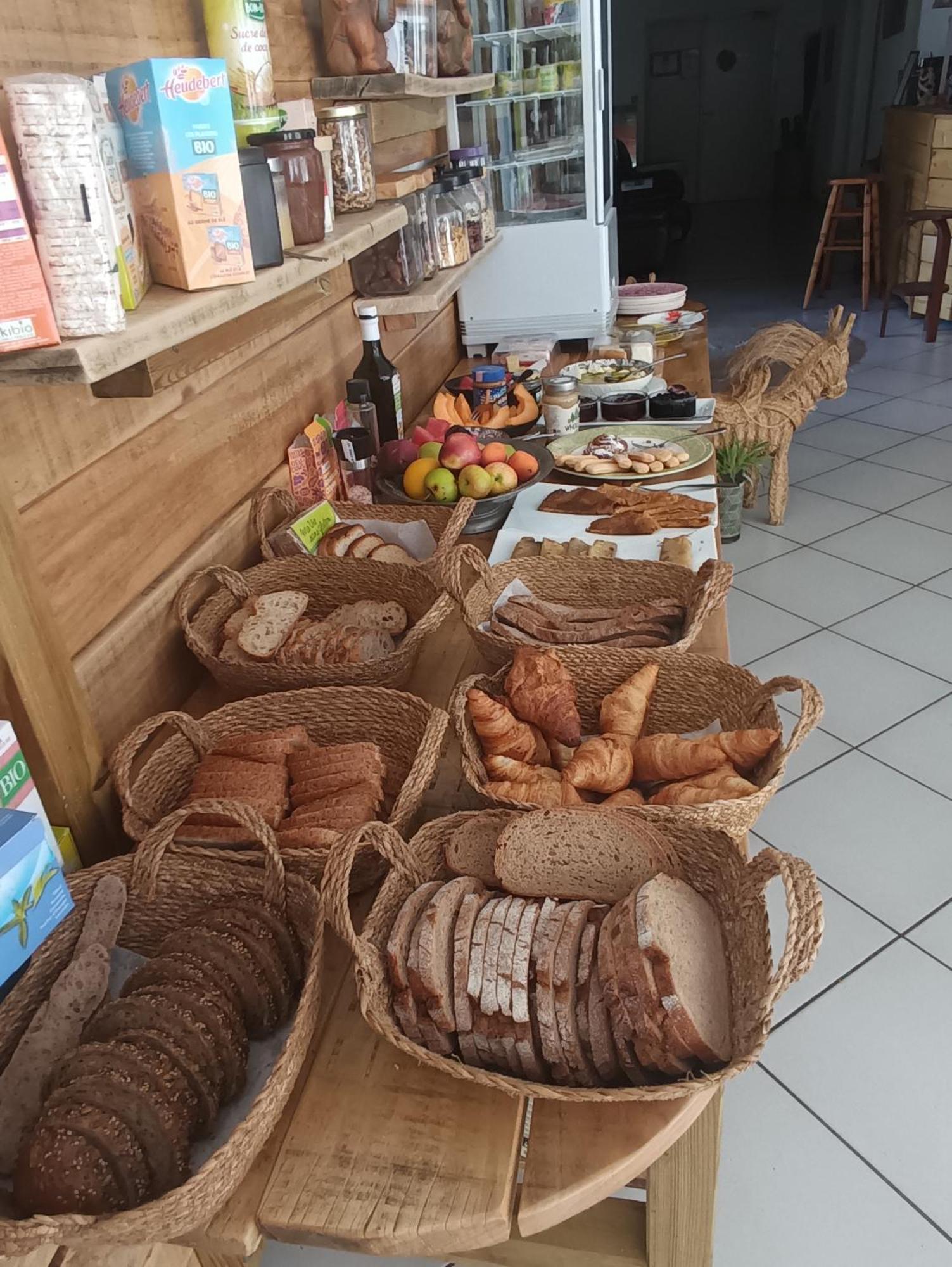 Bel Hotel Restaurant La Gentilhommiere Trebes Ngoại thất bức ảnh