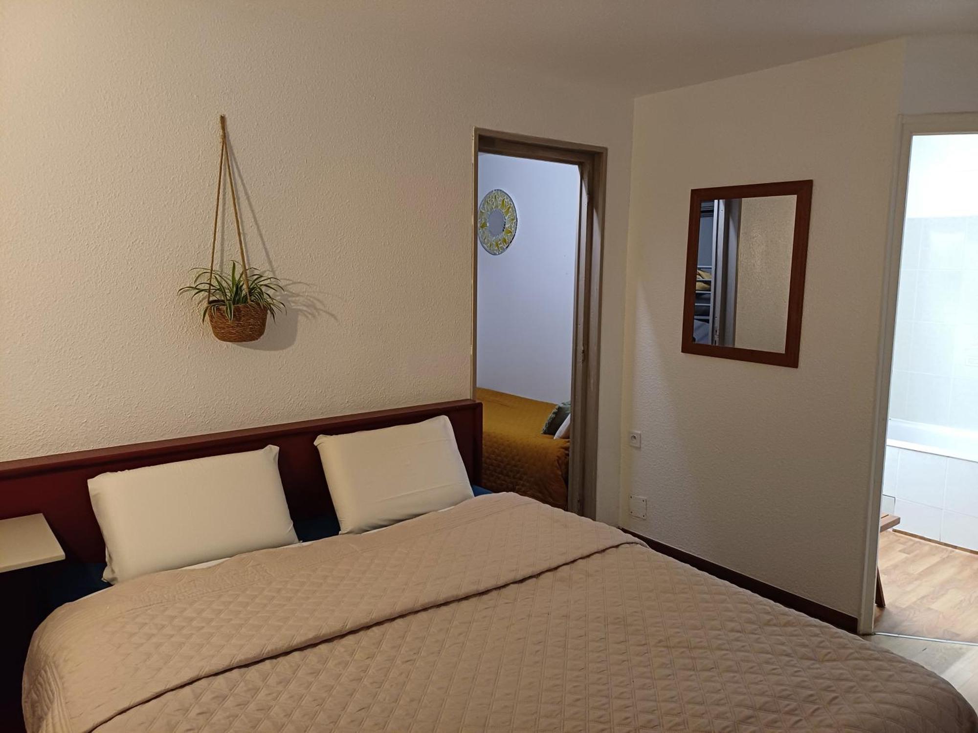 Bel Hotel Restaurant La Gentilhommiere Trebes Ngoại thất bức ảnh